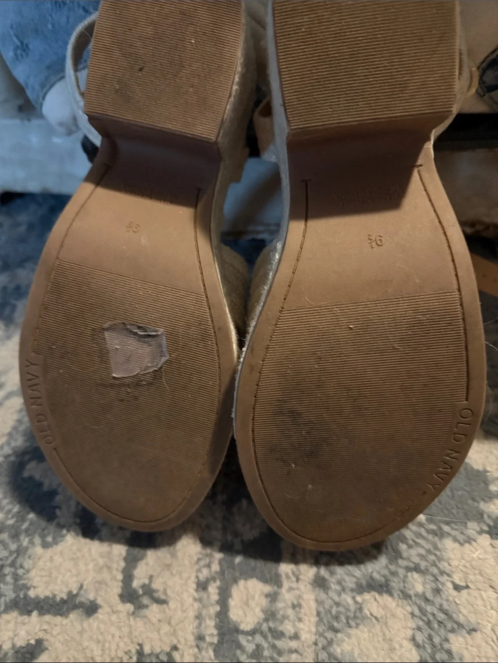 Old Navy Woven Crisscross Ankle-Strap Sandals in Cream